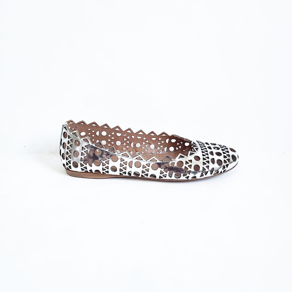 Alaia Laser-cut metallic leather ballet flat | 36